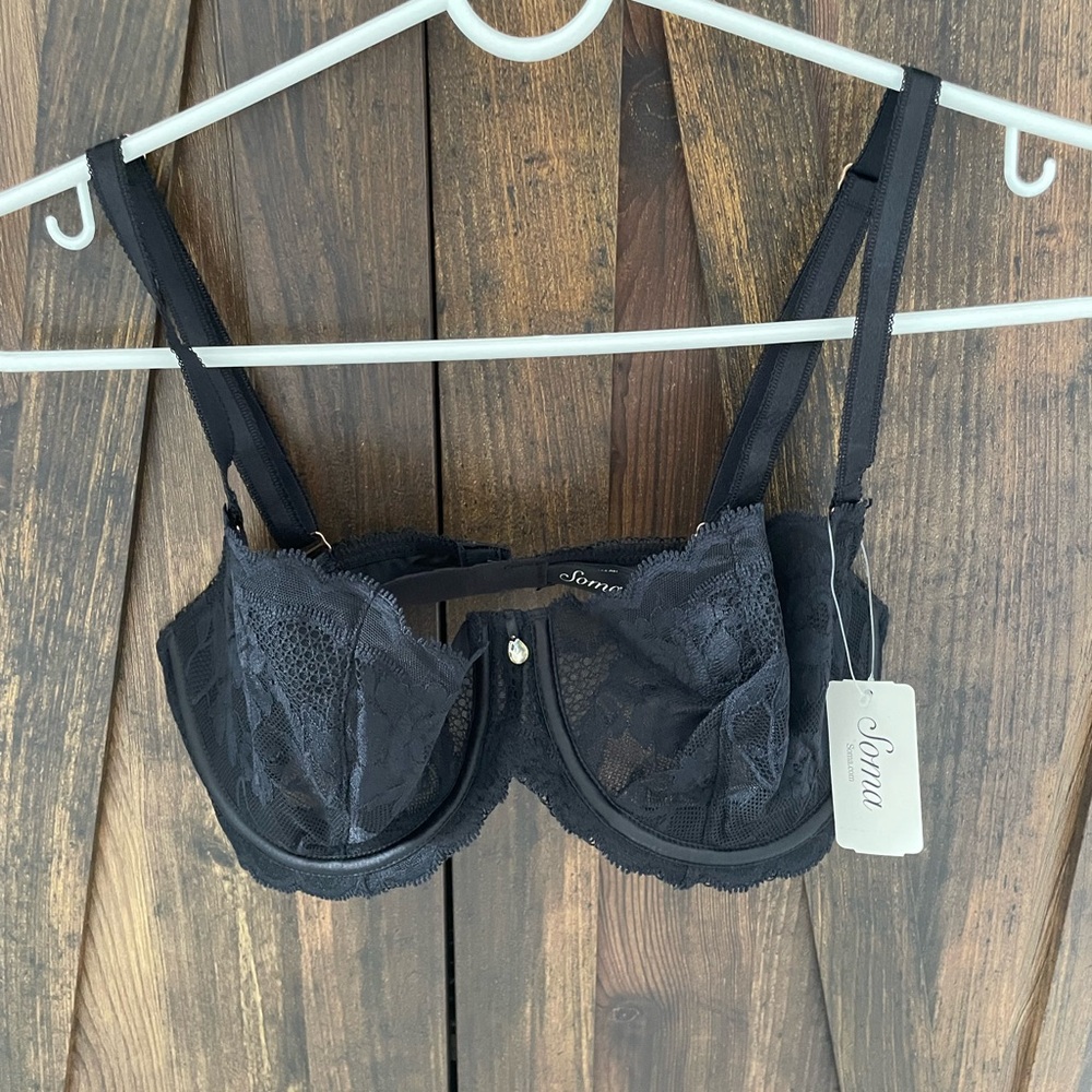 Soma Black Amorous Balconet STILL IN PACKAGING!!!